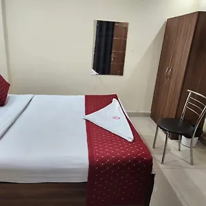 Cozy Cave New Delhi