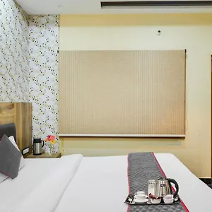 Townhouse Oak Ar Ganges Premium Varanasi